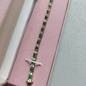 SHIMMERING 18K GOLD OVER STERLING SILVER CUBIC ZIRCONIA 8" TENNIS BRACELET NIB